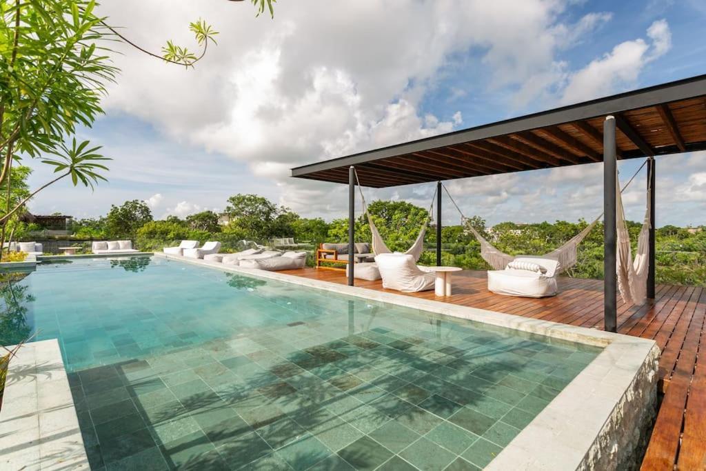 5 Star Luxury With Infinity And Cenote Pools Apartment